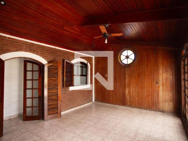 Casa aluguel em Jaguara, Biritiba-Mirim