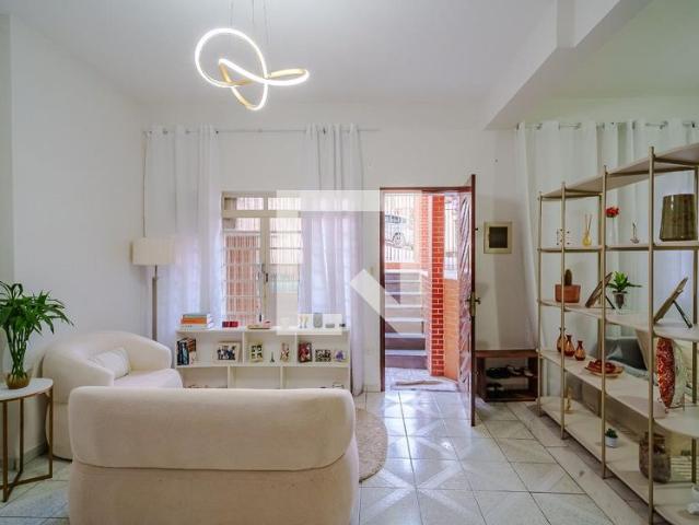 Casa aluguel em Região Imediata de São Paulo, Região Metropolitana de São Paulo