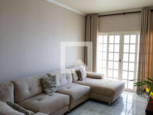 Casa aluguel em Osasco