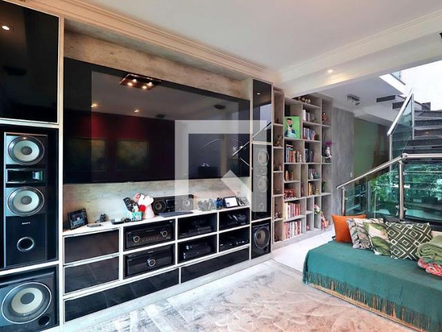 Casa aluguel em Região Imediata de São Paulo, Região Metropolitana de São Paulo