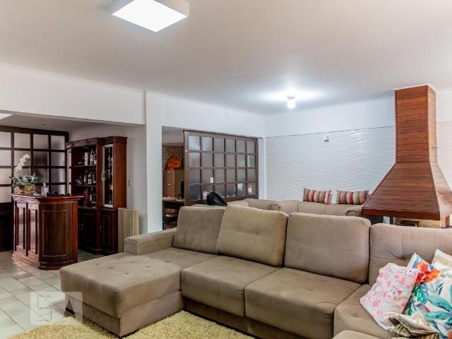 Casa aluguel em Região Imediata de São Paulo, Região Metropolitana de São Paulo