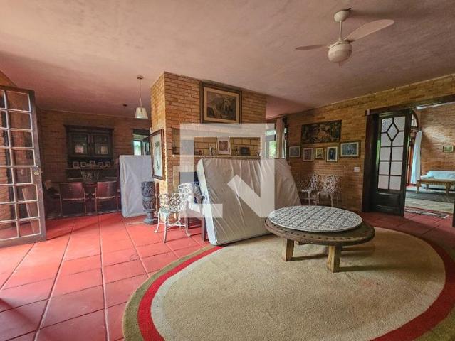 Casa aluguel em Região Imediata de Santos, Região Metropolitana da Baixada Santista