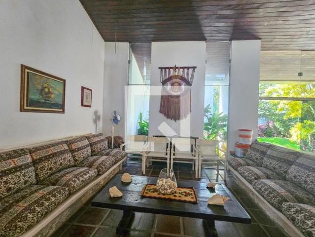 Casa aluguel em Região Imediata de Santos, Região Metropolitana da Baixada Santista