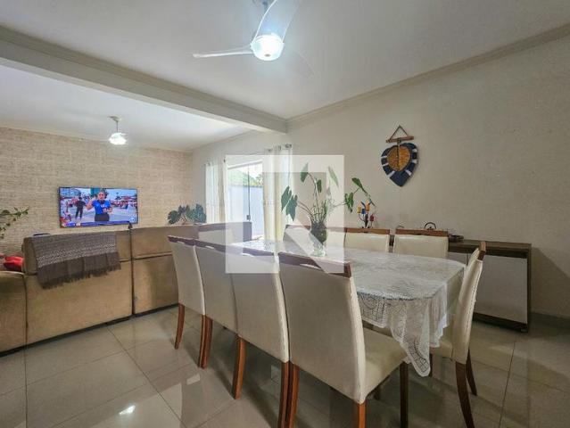 Casa aluguel em Região Imediata de Santos, Região Metropolitana da Baixada Santista