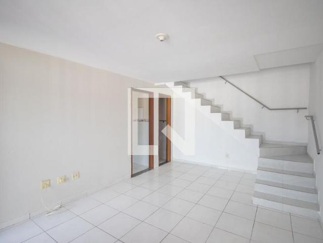 Casa aluguel em São Gonçalo, Colubandê