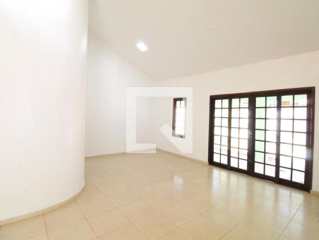 Casa aluguel em Região Imediata de São José dos Campos, Região Metropolitana do Vale do Paraíba e Litoral Norte