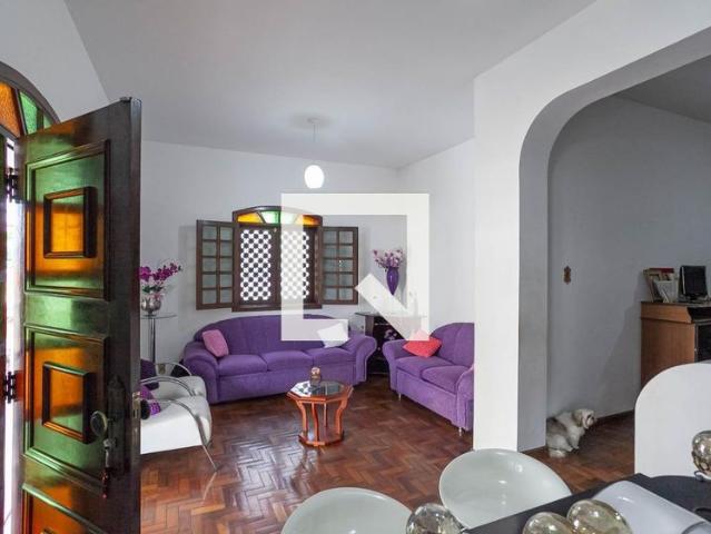 Casa aluguel em Região Geográfica Imediata de Belo Horizonte, Região Metropolitana de Belo Horizonte