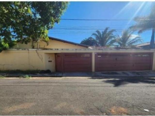 Casa venda em Região Imediata de Lins, Lins