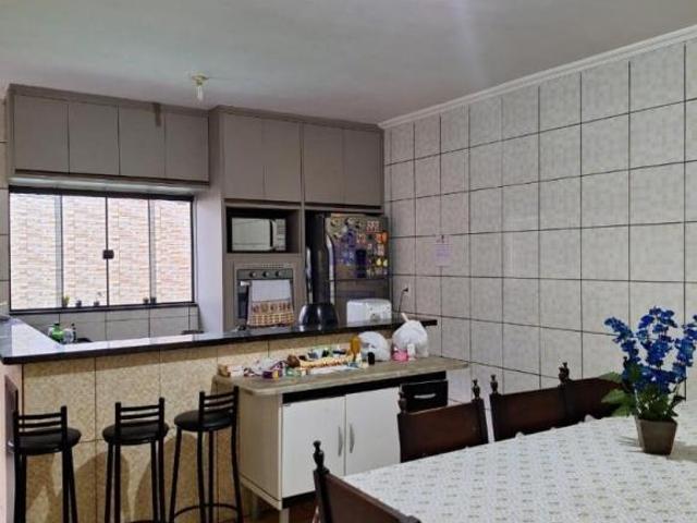 Casa venda em Região Imediata de Taubaté-Pindamonhangaba, Região Metropolitana do Vale do Paraíba e Litoral Norte