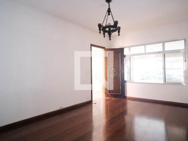 Casa aluguel em Região Imediata de São Paulo, Região Metropolitana de São Paulo