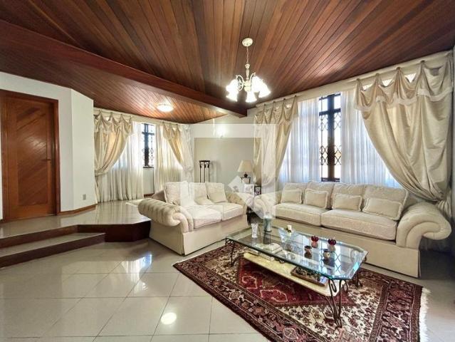 Casa aluguel em Região Geográfica Imediata de Florianópolis, Desterro