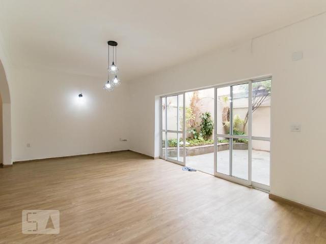 Casa aluguel em Região Imediata de São Paulo, Região Metropolitana de São Paulo