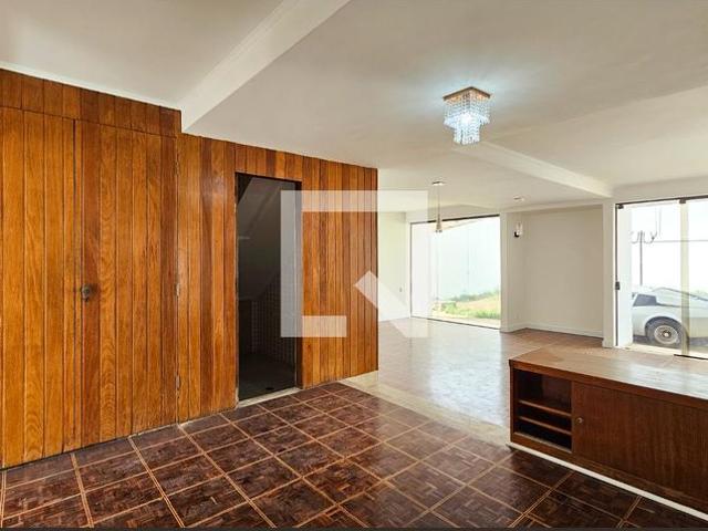 Casa aluguel em Região Imediata de São Paulo, Região Metropolitana de São Paulo