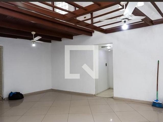 Casa aluguel em Região Imediata de São Paulo, Região Metropolitana de São Paulo