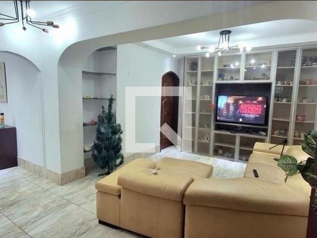 Casa aluguel em Região Imediata de São Paulo, Região Metropolitana de São Paulo