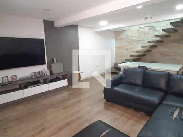 Casa aluguel em Osasco, Umuarama
