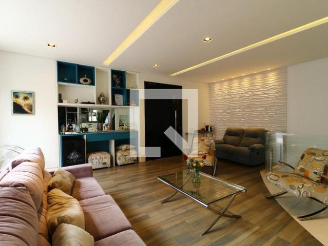 Casa aluguel em Região Imediata de São Paulo, Região Metropolitana de São Paulo