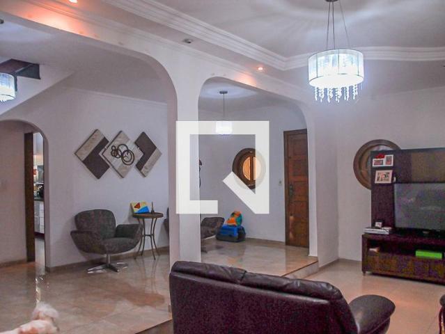 Casa aluguel em Região Imediata de São Paulo, Região Metropolitana de São Paulo