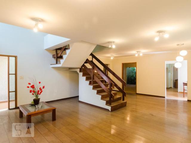 Casa aluguel em Região Imediata de São Paulo, Região Metropolitana de São Paulo
