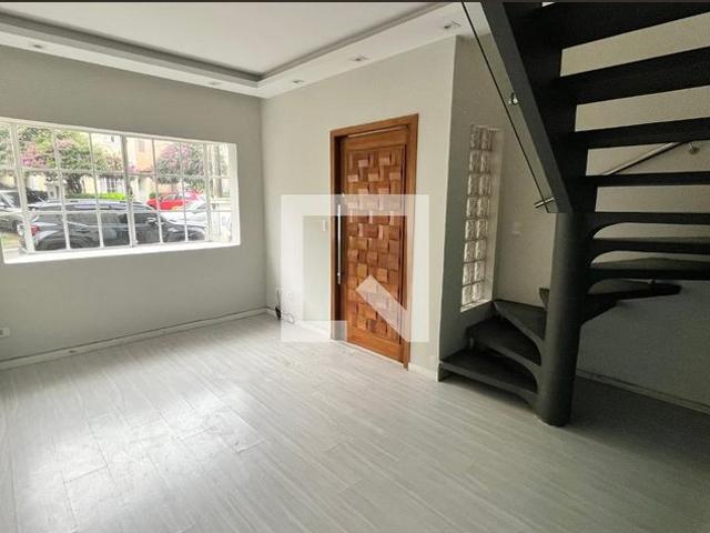 Casa aluguel em Região Imediata de São Paulo, Região Metropolitana de São Paulo