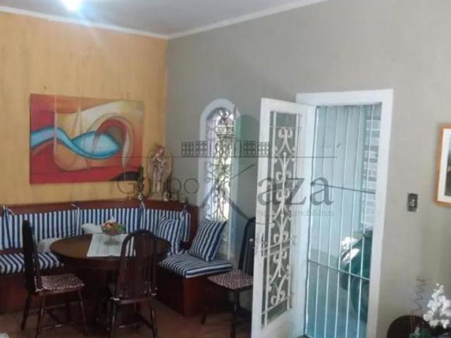 Casa venda em Região Imediata de São José dos Campos, Região Metropolitana do Vale do Paraíba e Litoral Norte