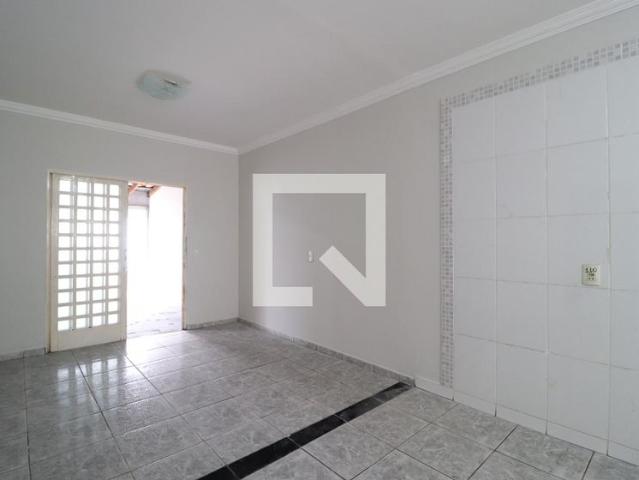 Casa aluguel em Região Geográfica Imediata de Uberlândia, Oliveira Fortes