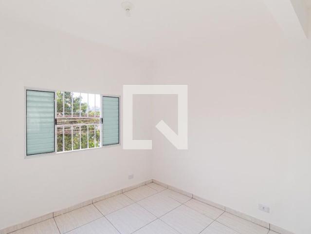Casa aluguel em Carapicuiba, Vila Silviânia