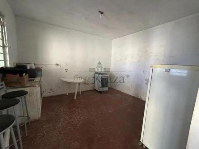 Casa venda em Região Imediata de São José dos Campos, Região Metropolitana do Vale do Paraíba e Litoral Norte