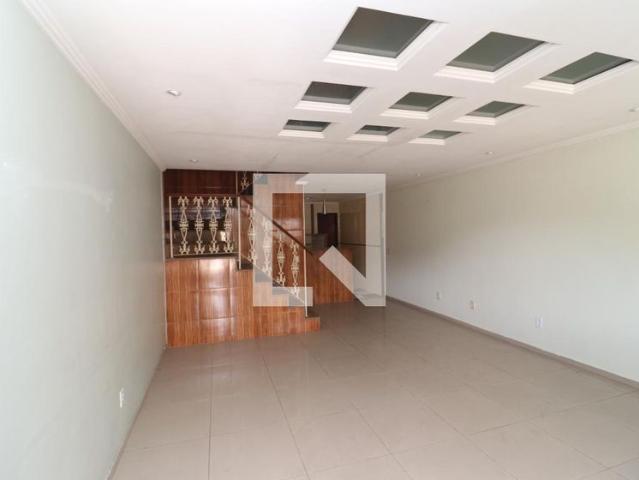 Casa aluguel em Região Geográfica Imediata do Rio de Janeiro, Região Metropolitana do Rio de Janeiro