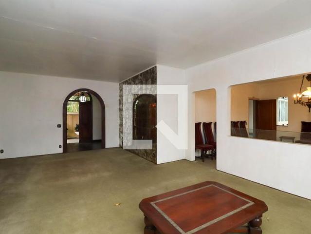 Casa aluguel em Região Imediata de São Paulo, Região Metropolitana de São Paulo