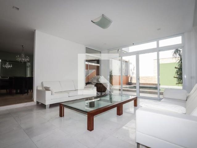 Casa aluguel em Região Imediata de São Paulo, Região Metropolitana de São Paulo