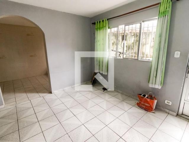 Casa aluguel em Jardim Heriquieta, Taboão da Serra