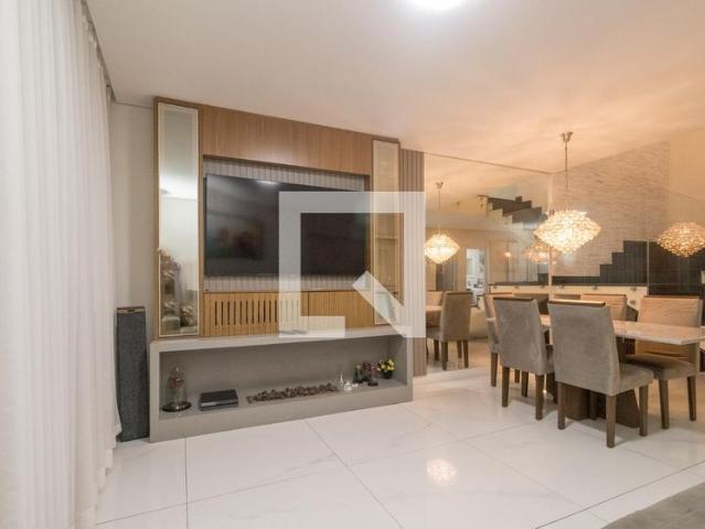 Casa aluguel em Região Imediata de São Paulo, Região Metropolitana de São Paulo