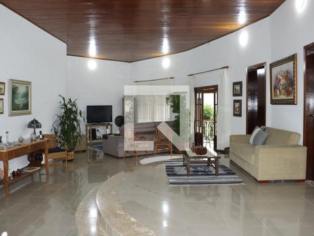 Casa aluguel em Região Imediata de São Paulo, Região Metropolitana de São Paulo