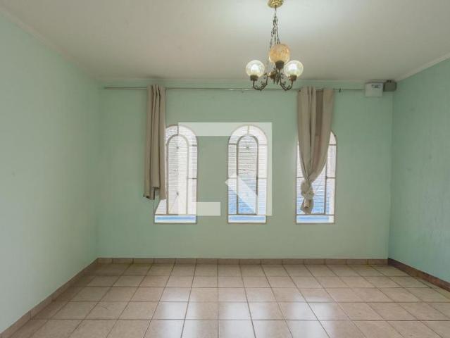 Casa aluguel em Jardim Ipaussurama, Campinas