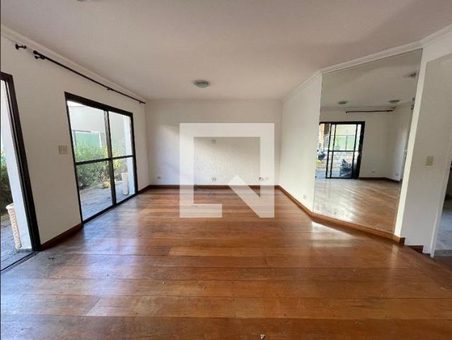 Casa aluguel em Região Imediata de São Paulo, Região Metropolitana de São Paulo