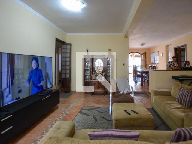 Casa aluguel em Região Imediata de São Paulo, Região Metropolitana de São Paulo