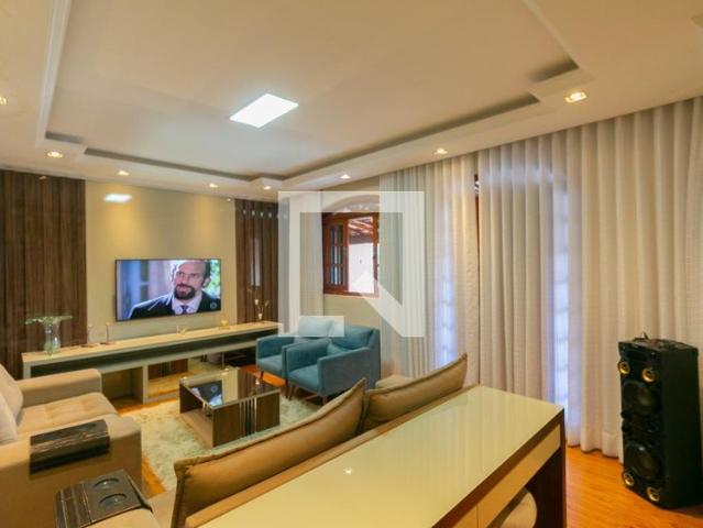 Casa aluguel em Região Geográfica Imediata de Belo Horizonte, Região Metropolitana de Belo Horizonte