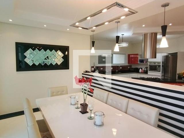 Casa aluguel em Região Imediata de São Paulo, Região Metropolitana de São Paulo