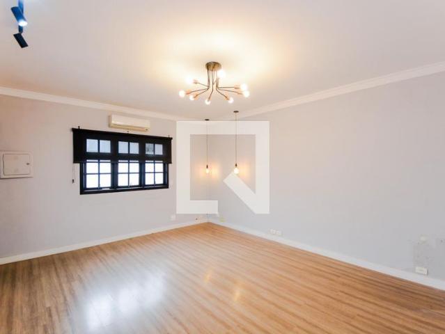 Casa aluguel em Região Imediata de São Paulo, Região Metropolitana de São Paulo