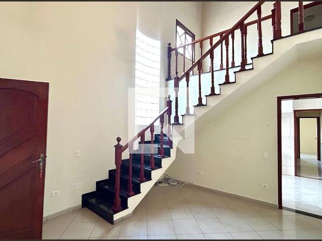 Casa aluguel em Região Imediata de São Paulo, Região Metropolitana de São Paulo