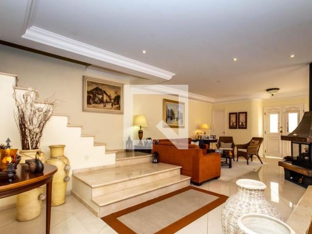 Casa aluguel em Região Imediata de São Paulo, Região Metropolitana de São Paulo