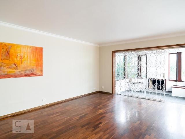 Casa aluguel em Região Imediata de São Paulo, Região Metropolitana de São Paulo
