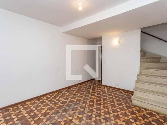 Casa aluguel em Vila Cirenaica, Biritiba-Mirim