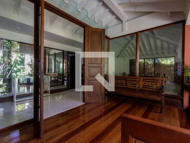 Casa aluguel em Região Geográfica Imediata do Rio de Janeiro, Região Metropolitana do Rio de Janeiro