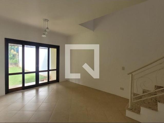 Casa aluguel em Região Imediata de São Paulo, Região Metropolitana de São Paulo