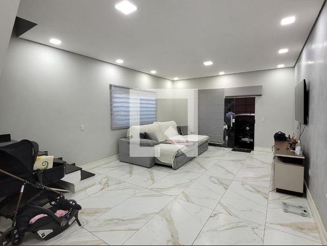Casa aluguel em Região Imediata de São Paulo, Região Metropolitana de São Paulo