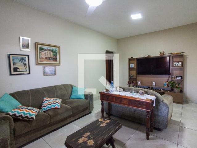 Casa aluguel em Região Geográfica Imediata de Uberlândia, Oliveira Fortes