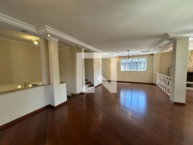 Casa aluguel em Região Imediata de São Paulo, Região Metropolitana de São Paulo
