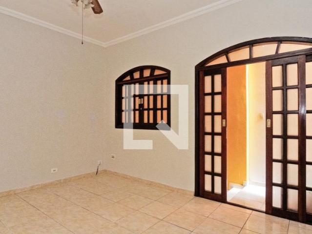 Casa aluguel em Região Imediata de São Paulo, Região Metropolitana de São Paulo